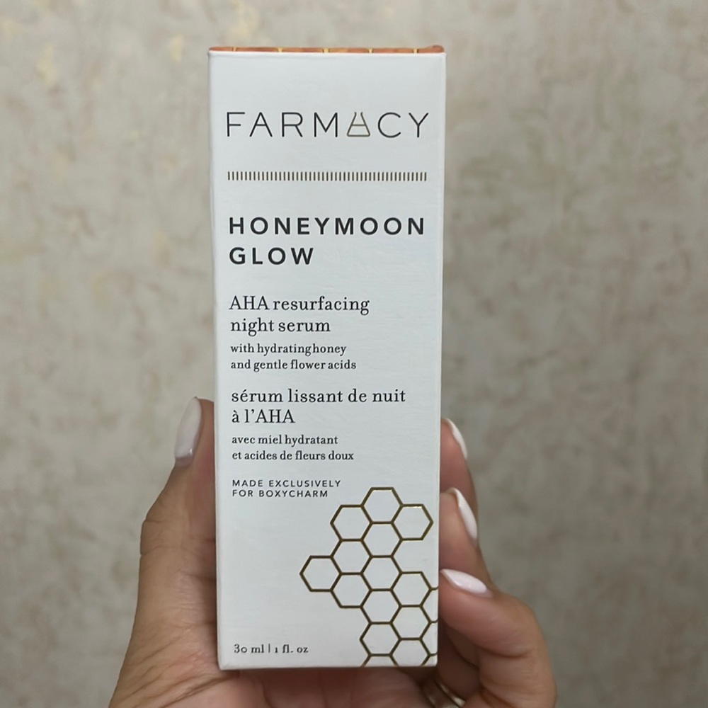 Farmacy honeymoon glow night serum
